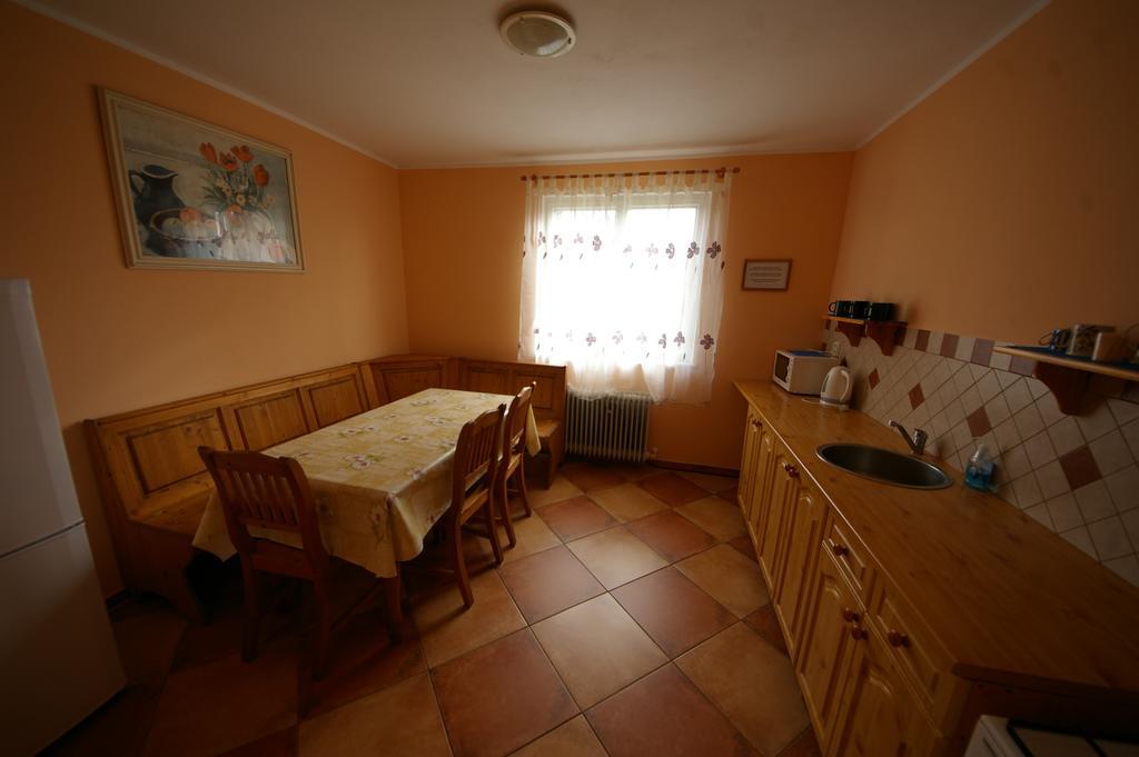 Penzion Mansky Dvur Dolni Zandov Luaran gambar